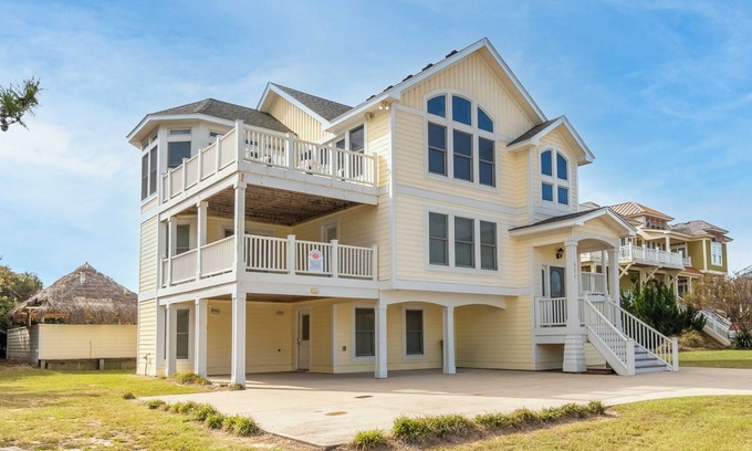 Whalehead Beach House | C0343 Sea Breeze. Private Pool, Hot Tub, 50 Yards to the Beach, Upscale Home!