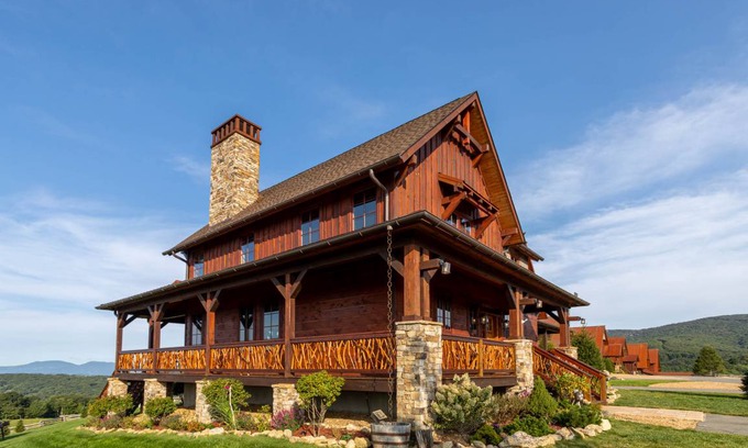 Elk Park Cabin | Cabin ∙ 2 bedrooms ∙ 8 guests