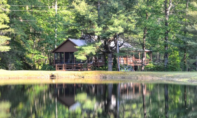 Whittier Cabin | Cabin ∙ 3 bedrooms ∙ 7 guests