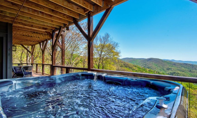 Blowing Rock Cabin | Cabin ∙ 4 bedrooms ∙ 8 guests