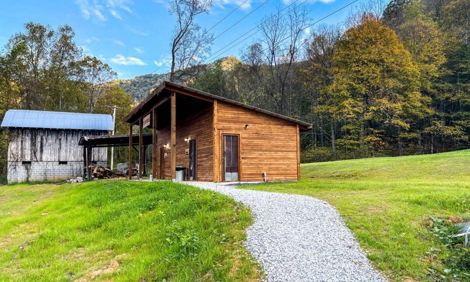 Burnsville Other | Camping ∙ 1 bedroom ∙ 6 guests