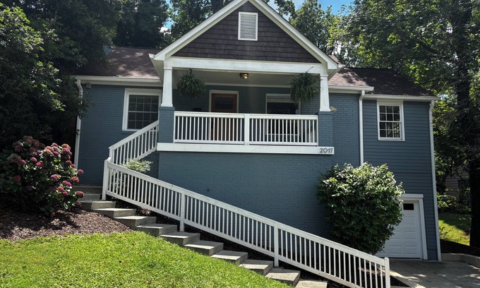 Wilmore House | Charming 3-bedroom house near SouthEnd, Charlotte