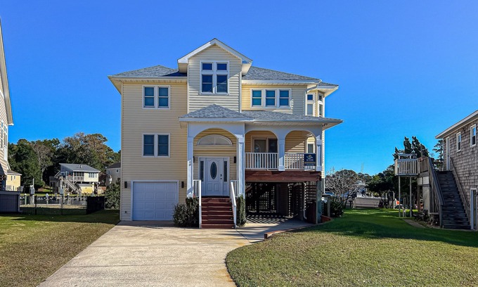 Colington Harbour House | Charming 4BR waterfront home with Private Hot Tub