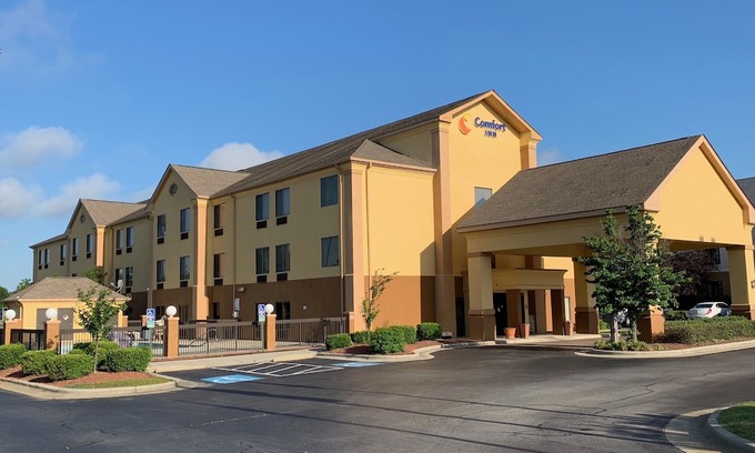 Garner Hotel | Comfort Inn Garner Clayton I-40