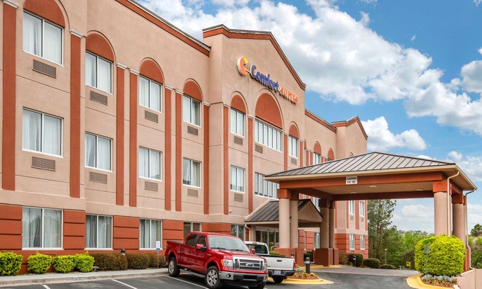 Southeast Raleigh Hotel | Comfort Suites Raleigh Walnut Creek