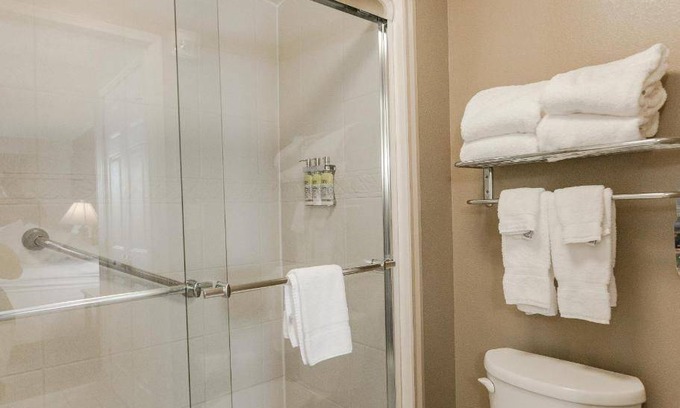Wilmington Condo | Condo ∙ 1 bedroom ∙ 6 guests