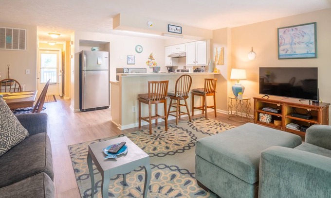Kure Beach Condo | Condo ∙ 1 bedroom ∙ 4 guests