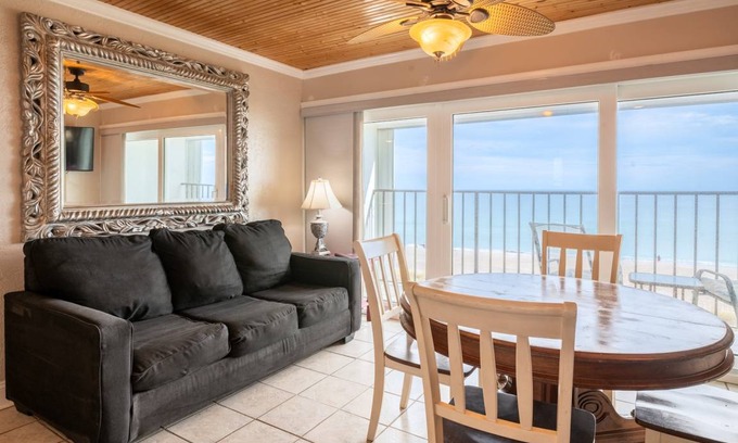 Carolina Beach Condo | Condo ∙ 2 bedrooms ∙ 8 guests