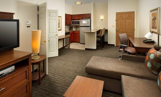 Morrisville Condo | Condo ∙ 2 bedrooms ∙ 6 guests