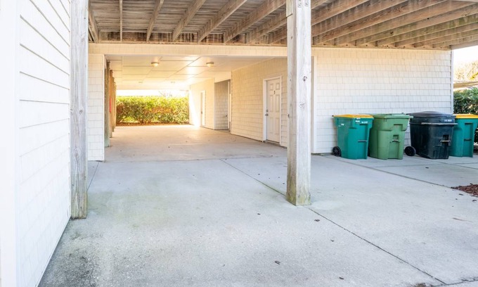 Carolina Beach Condo | Condo ∙ 3 bedrooms ∙ 7 guests