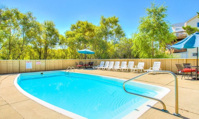 Ocean Hill House | Corolla - Oceanside - Check In:Sun