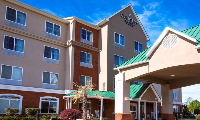 Wilson Hotel | Country Inn & Suites by Radisson, Wilson, NC