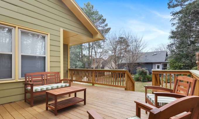 Northeast Raleigh House | Cozy Townhome near downtown