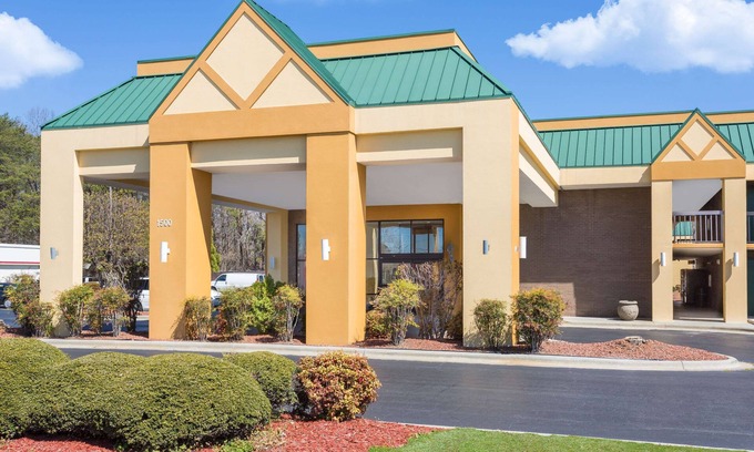 Mocksville Hotel | Days Inn by Wyndham Mocksville