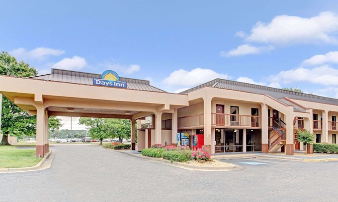 Wilson Hotel | Days Inn by Wyndham Wilson