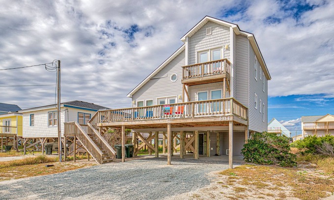 Topsail Beach House | Dog-friendly home with ocean views, beach access, washer/dryer & central AC