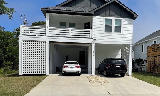 Colington Apartment | Downstairs apt in newly constructed Kill Devil Hills home with private entry!