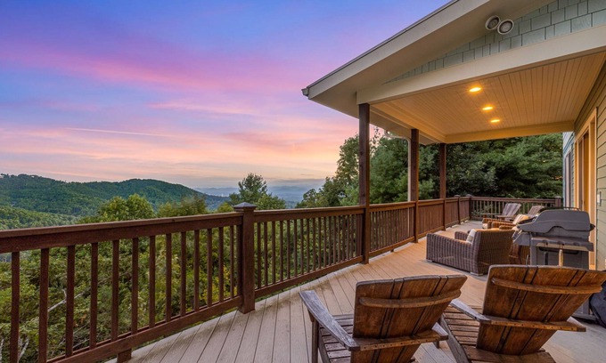 Asheville House | Eco-Chic Views & Style🌿 Black Oak near Asheville + Biltmore Pass