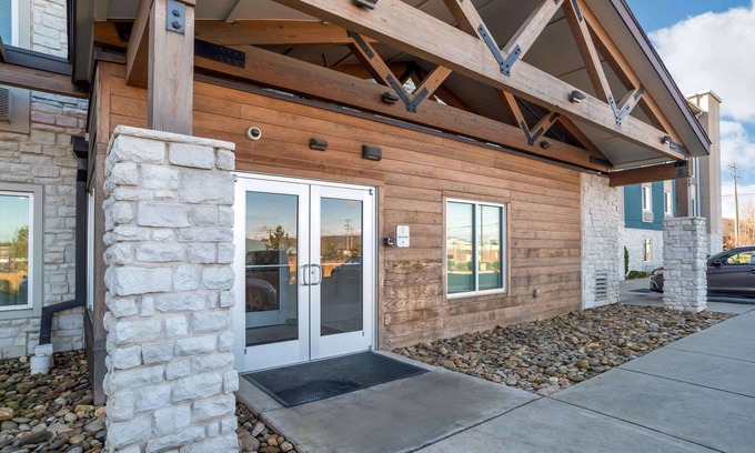 Paw Creek Hotel | Extended Stay America Select Suites - Charlotte - Northlake