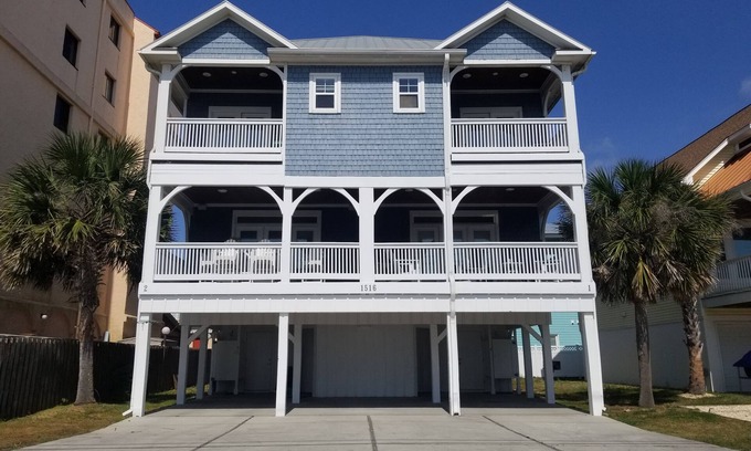 Wilmington Beach House | Fabulous views - right across the street from the beach!