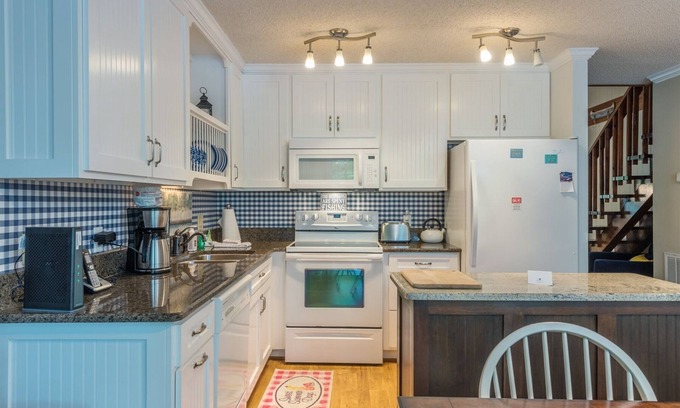 Lake Lure House | Fairway Villa 0405 at Rumbling Bald