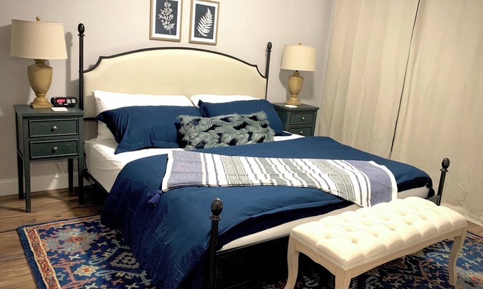Oakley House | Gem of the Blue Mountains! 6 min to Biltmore,10 min to downtown. High speed WIFI