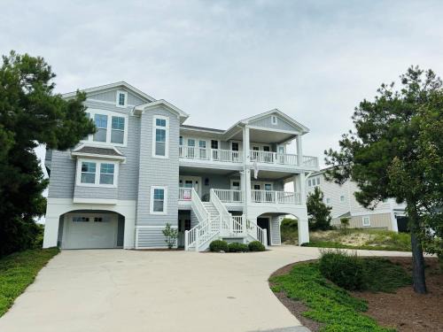 Holden Beach House | Gray Goose