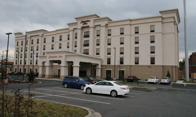 Hickory Hotel | Hampton Inn Hickory