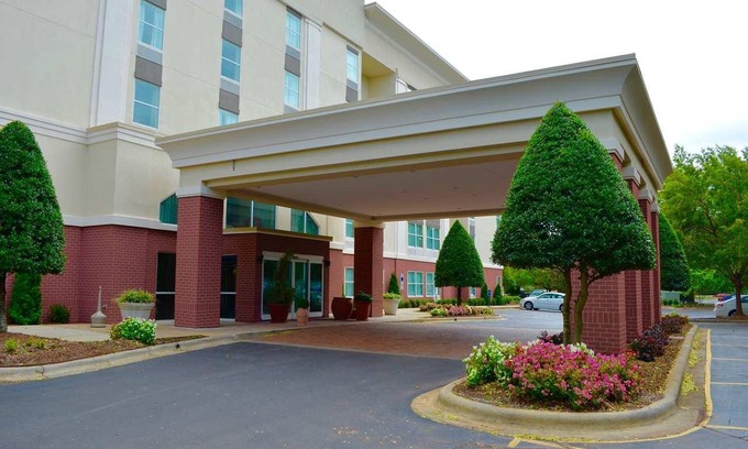 Pineville Hotel | Hampton Inn & Suites Charlotte/Pineville