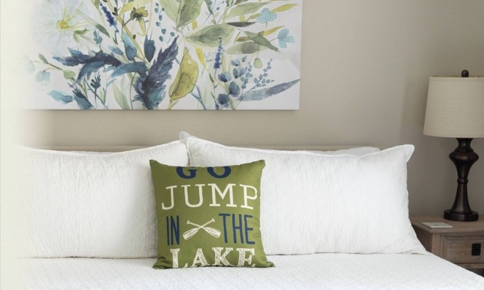 Cornelius Condo | π! Harborside Getaway - Waterfront Lake Norman Vacation Condo