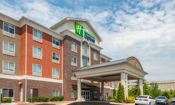 Statesville Hotel | Holiday Inn Express Hotel and Suites Statesville, an Ihg Hotel
