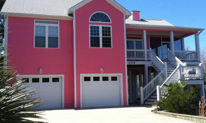 Emerald Isle House | Home with golf cart,community pool,easy access,Spinnakers Reach community