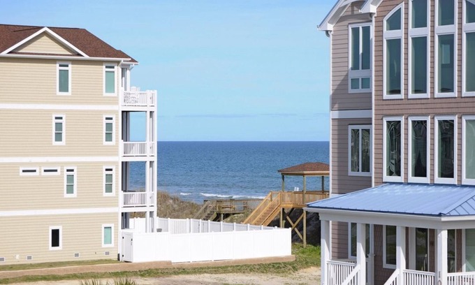 Surf City House | Hoos at the Beach - Lovely 4 BR Sea Star Village Townhouse; Ocean View!