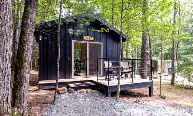 Balsam Grove House | House ∙ 1 bedroom ∙ 2 guests