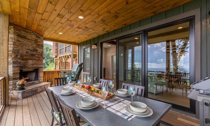 Lenoir House | House ∙ 2 bedrooms ∙ 4 guests
