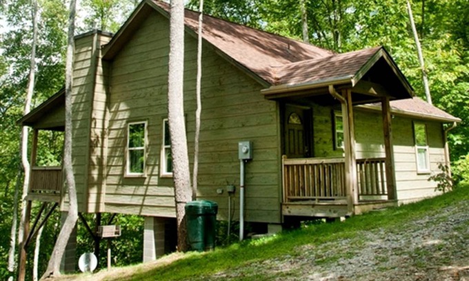 Topton House | House ∙ 2 bedrooms ∙ 6 guests
