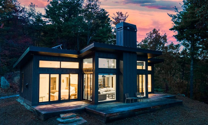 Lenoir House | House ∙ 2 bedrooms ∙ 6 guests