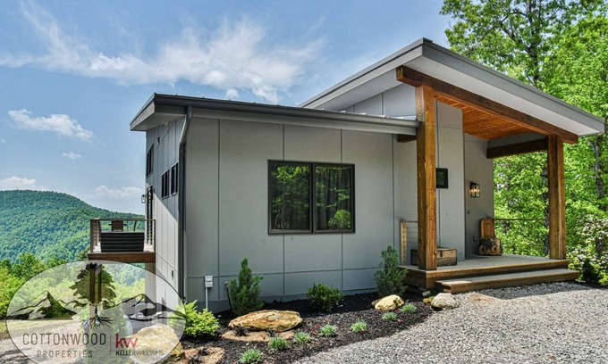 Black Mountain House | House ∙ 3 bedrooms ∙ 6 guests