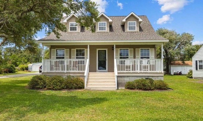 Harkers Island House | House ∙ 3 bedrooms ∙ 11 guests