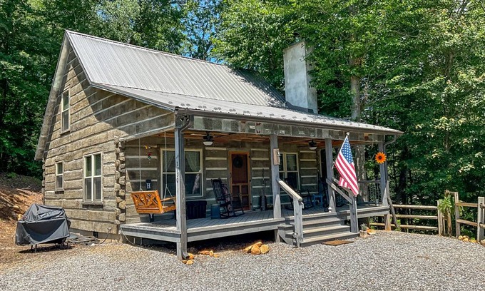 Millers Creek House | House ∙ 3 bedrooms ∙ 6 guests