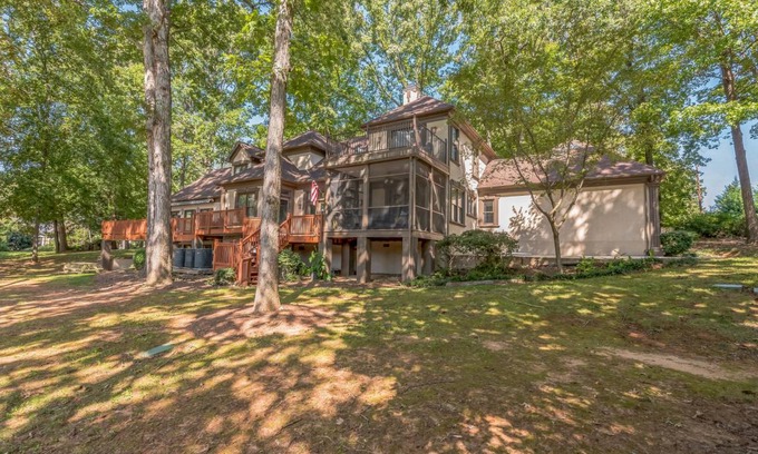 Mayhew House | House ∙ 4 bedrooms ∙ 10 guests