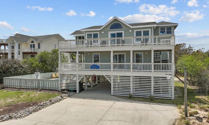 Whalehead Beach House | House ∙ 4 bedrooms ∙ 10 guests