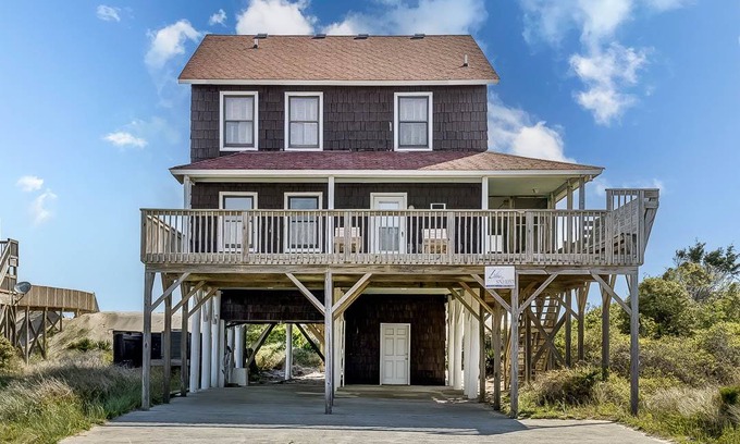 South Nags Head House | House ∙ 4 bedrooms ∙ 10 guests