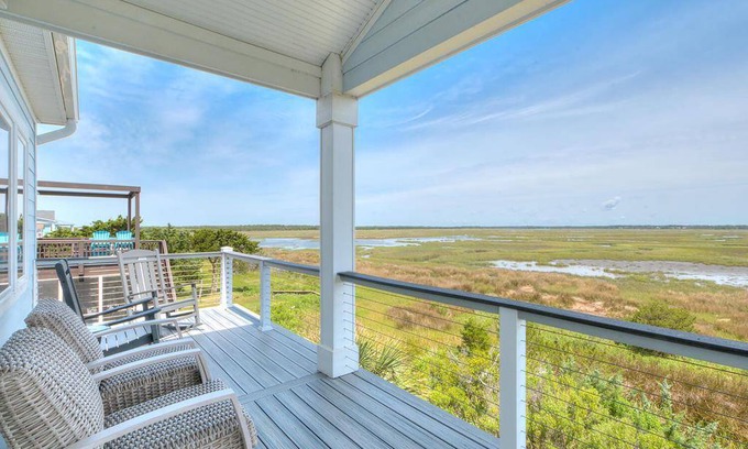 Caswell Beach House | House ∙ 4 bedrooms ∙ 11 guests