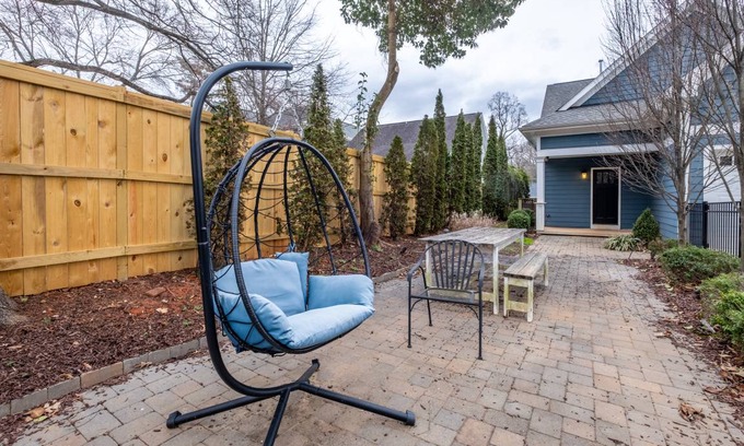 Five Points East House | House ∙ 5 bedrooms ∙ 10 guests