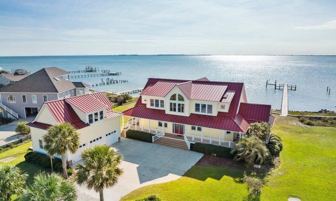 Harkers Island House | House ∙ 5 bedrooms ∙ 10 guests