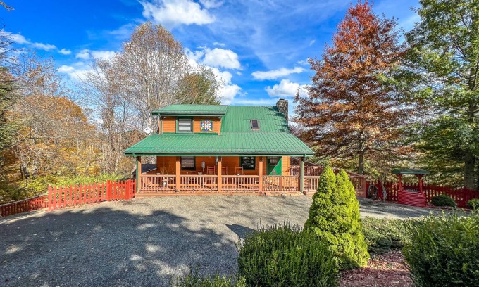 Grassy Creek House | House ∙ 5 bedrooms ∙ 10 guests