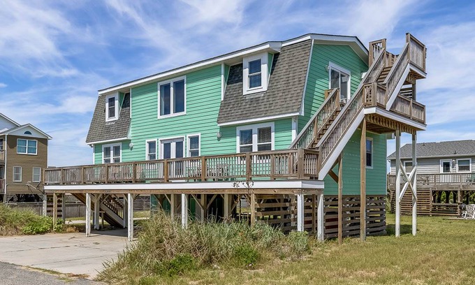 South Nags Head House | House ∙ 5 bedrooms ∙ 11 guests