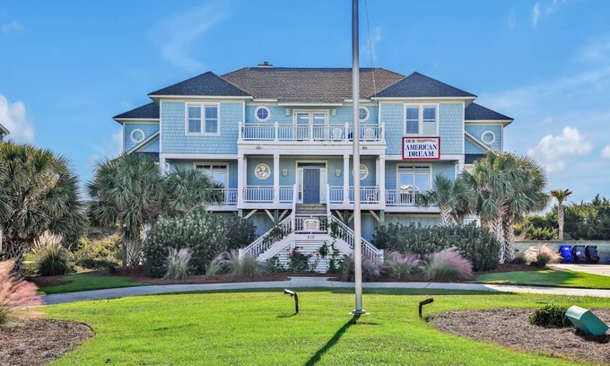 Caswell Beach House | House ∙ 7 bedrooms ∙ 19 guests