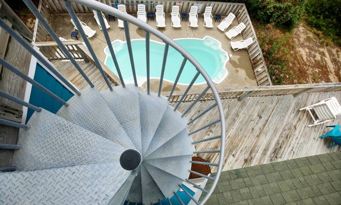 Whalehead Beach House | House ∙ 9 bedrooms ∙ 24 guests